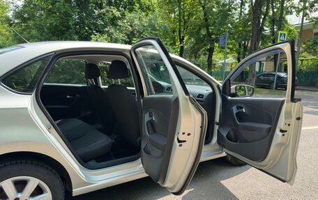Volkswagen Polo VI (EU Market), 2011 год, 750 000 рублей, 6 фотография