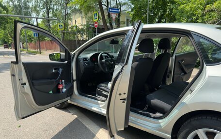 Volkswagen Polo VI (EU Market), 2011 год, 750 000 рублей, 5 фотография