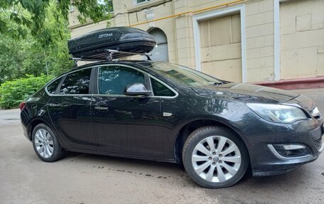 Opel Astra J, 2013 год, 870 000 рублей, 3 фотография