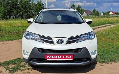 Toyota RAV4, 2013 год, 2 000 000 рублей, 4 фотография