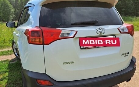 Toyota RAV4, 2013 год, 2 000 000 рублей, 8 фотография