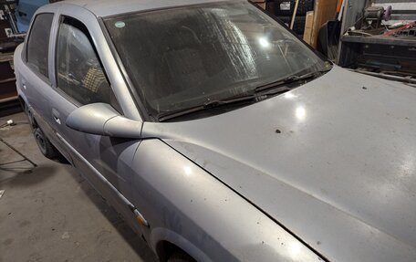 Opel Vectra B рестайлинг, 1996 год, 120 000 рублей, 3 фотография