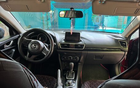 Mazda 3, 2016 год, 1 650 000 рублей, 19 фотография