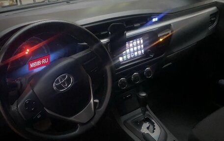 Toyota Corolla, 2014 год, 1 295 000 рублей, 4 фотография