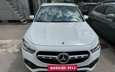 Mercedes-Benz GLA, 2021 год, 3 690 000 рублей, 2 фотография