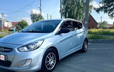 Hyundai Solaris II рестайлинг, 2011 год, 1 фотография