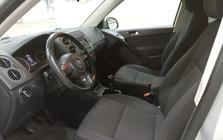 Volkswagen Tiguan I, 2012 год, 979 950 рублей, 20 фотография