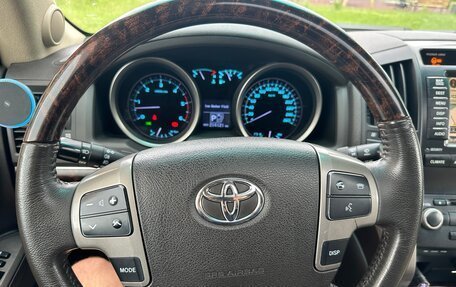 Toyota Land Cruiser 200, 2008 год, 2 420 000 рублей, 7 фотография