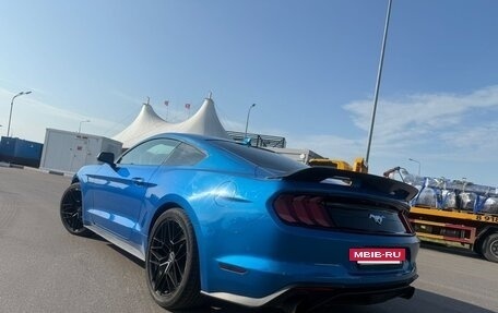 Ford Mustang VI рестайлинг, 2020 год, 2 800 000 рублей, 3 фотография