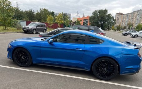 Ford Mustang VI рестайлинг, 2020 год, 2 800 000 рублей, 13 фотография