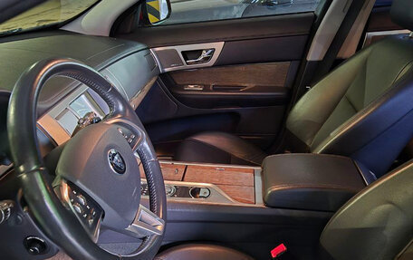 Jaguar XF I рестайлинг, 2013 год, 2 100 000 рублей, 12 фотография