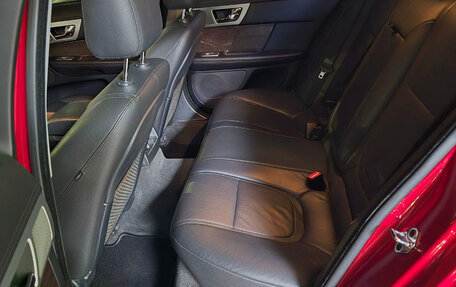 Jaguar XF I рестайлинг, 2013 год, 2 100 000 рублей, 13 фотография