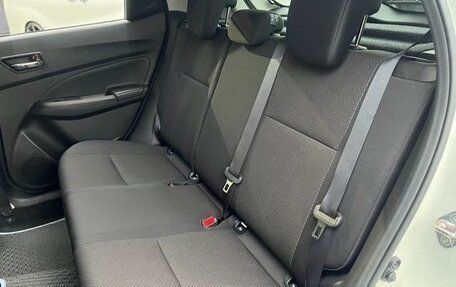 Suzuki Swift V, 2021 год, 900 000 рублей, 13 фотография