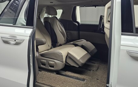 KIA Carnival, 2021 год, 2 200 000 рублей, 13 фотография