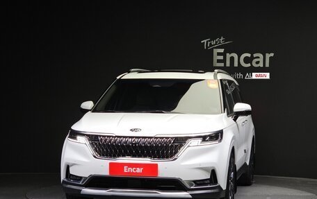 KIA Carnival, 2021 год, 2 200 000 рублей, 2 фотография