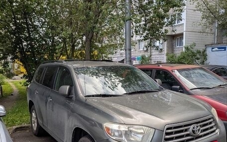 Toyota Highlander III, 2010 год, 1 600 000 рублей, 2 фотография