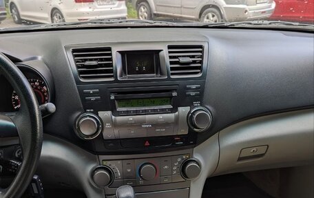 Toyota Highlander III, 2010 год, 1 600 000 рублей, 7 фотография