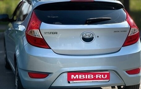 Hyundai Solaris II рестайлинг, 2011 год, 8 фотография
