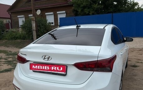 Hyundai Solaris II рестайлинг, 2018 год, 1 300 000 рублей, 15 фотография
