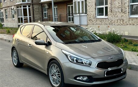 KIA cee'd III, 2013 год, 1 290 000 рублей, 2 фотография