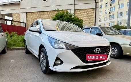 Hyundai Solaris II рестайлинг, 2020 год, 1 250 000 рублей, 3 фотография