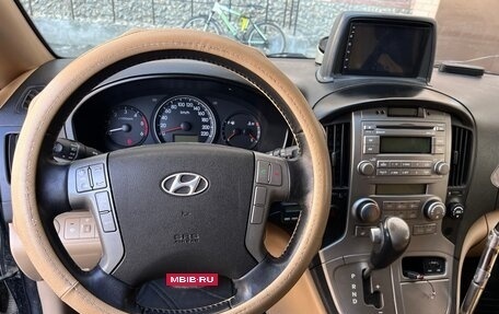 Hyundai Grand Starex Grand Starex I рестайлинг 2, 2011 год, 2 000 000 рублей, 6 фотография