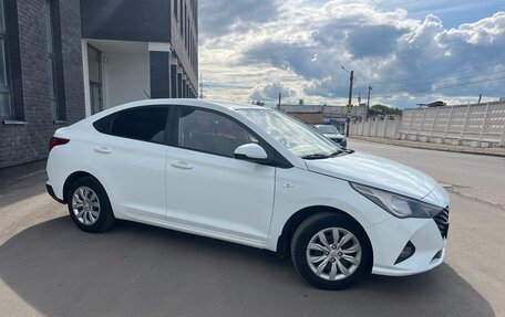 Hyundai Solaris II рестайлинг, 2020 год, 1 150 000 рублей, 2 фотография