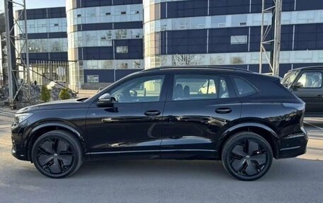 Volkswagen Tiguan II, 2025 год, 4 650 000 рублей, 3 фотография