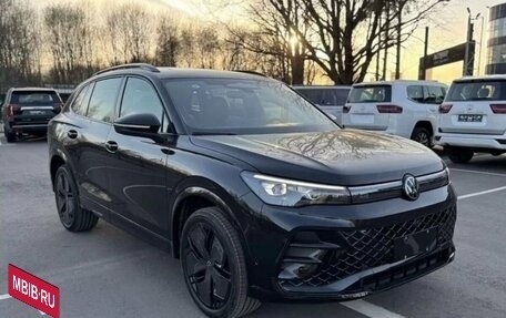 Volkswagen Tiguan II, 2025 год, 4 650 000 рублей, 6 фотография