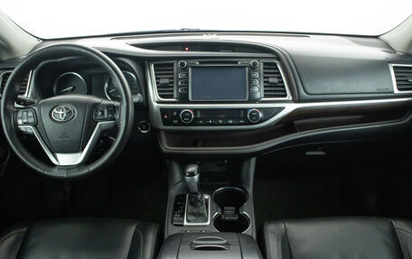 Toyota Highlander III, 2014 год, 2 719 000 рублей, 18 фотография