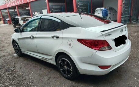 Hyundai Solaris II рестайлинг, 2014 год, 560 000 рублей, 1 фотография