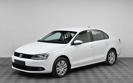 Volkswagen Jetta VI, 2011 год, 949 000 рублей, 1 фотография