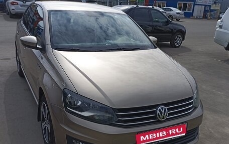 Volkswagen Polo VI (EU Market), 2016 год, 1 200 000 рублей, 1 фотография