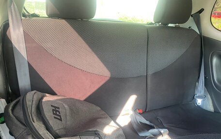 Toyota Vitz, 2003 год, 250 000 рублей, 8 фотография