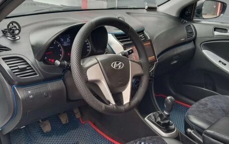 Hyundai Solaris II рестайлинг, 2014 год, 560 000 рублей, 5 фотография