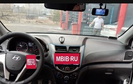 Hyundai Solaris II рестайлинг, 2014 год, 560 000 рублей, 8 фотография