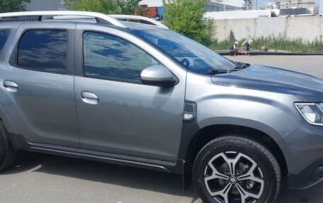 Renault Duster, 2021 год, 2 300 000 рублей, 3 фотография