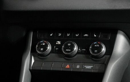 Skoda Karoq I, 2021 год, 2 290 000 рублей, 20 фотография