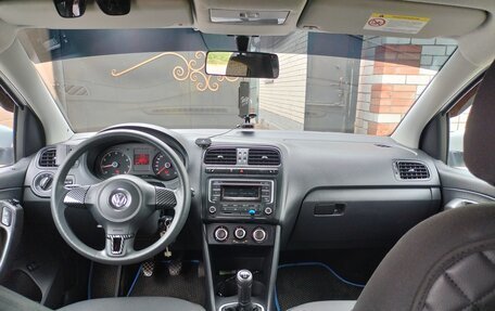 Volkswagen Polo VI (EU Market), 2013 год, 740 000 рублей, 4 фотография