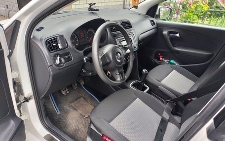 Volkswagen Polo VI (EU Market), 2013 год, 740 000 рублей, 10 фотография