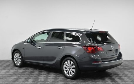 Opel Astra J, 2013 год, 999 000 рублей, 3 фотография