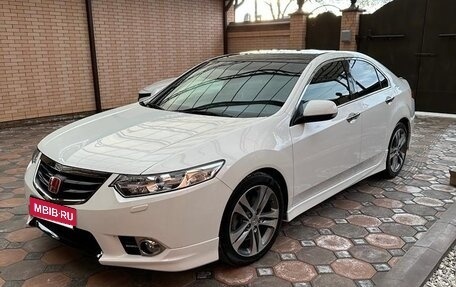 Honda Accord VIII рестайлинг, 2012 год, 1 900 000 рублей, 1 фотография
