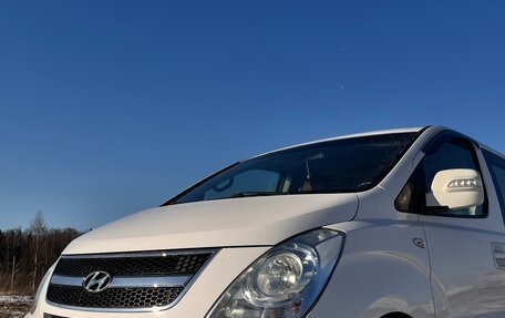 Hyundai Grand Starex Grand Starex I рестайлинг 2, 2015 год, 2 100 000 рублей, 3 фотография