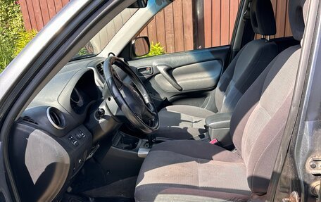 Toyota RAV4, 2005 год, 600 000 рублей, 8 фотография