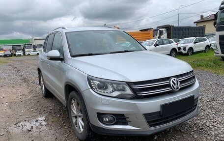 Volkswagen Tiguan I, 2012 год, 985 000 рублей, 2 фотография
