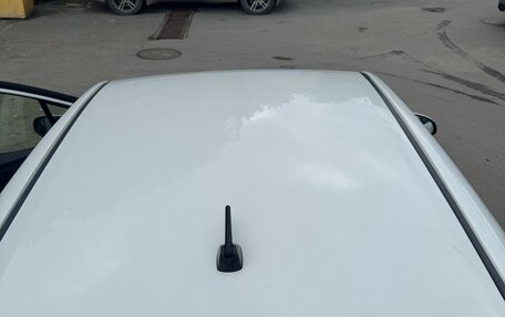 Toyota Vitz, 2019 год, 900 000 рублей, 2 фотография