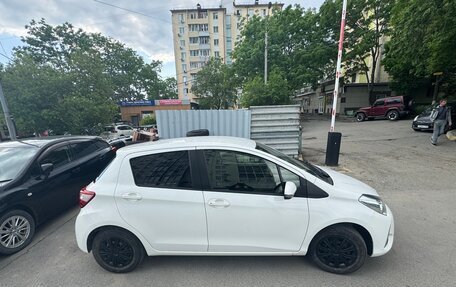 Toyota Vitz, 2019 год, 900 000 рублей, 17 фотография