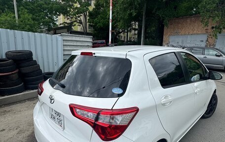Toyota Vitz, 2019 год, 900 000 рублей, 14 фотография