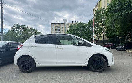 Toyota Vitz, 2019 год, 900 000 рублей, 16 фотография