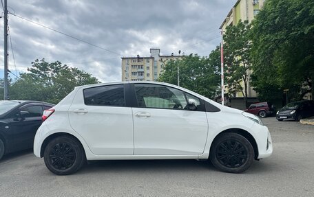 Toyota Vitz, 2019 год, 900 000 рублей, 15 фотография